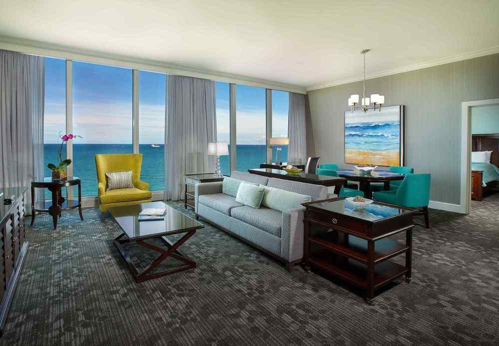 Courtyard By Marriott Oceanside Fort Lauderdale Beach Exterior photo