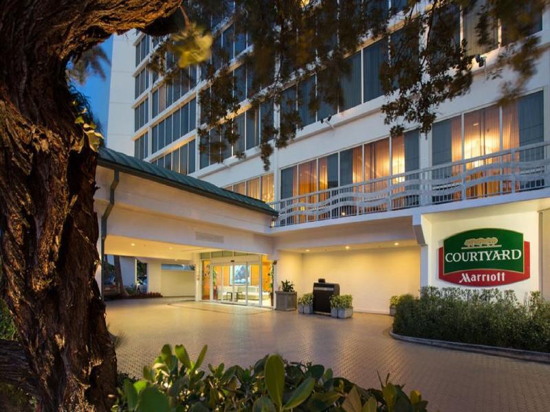 Courtyard By Marriott Oceanside Fort Lauderdale Beach Exterior photo