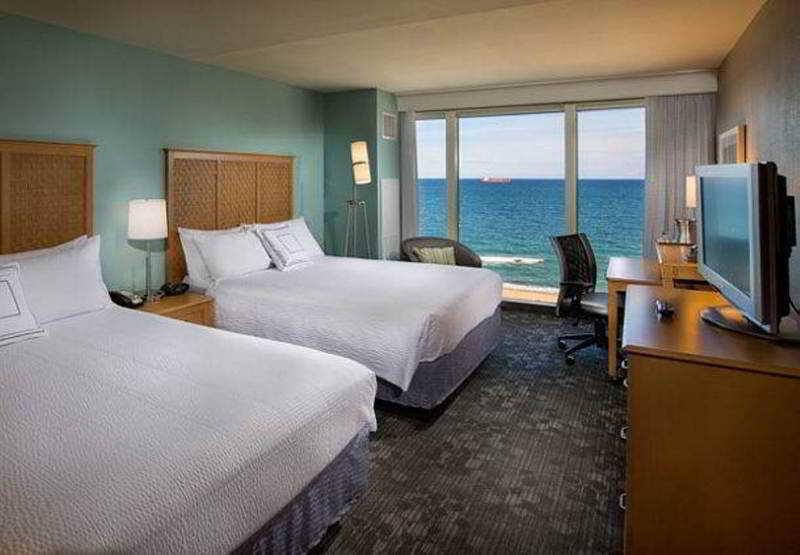Courtyard By Marriott Oceanside Fort Lauderdale Beach Room photo