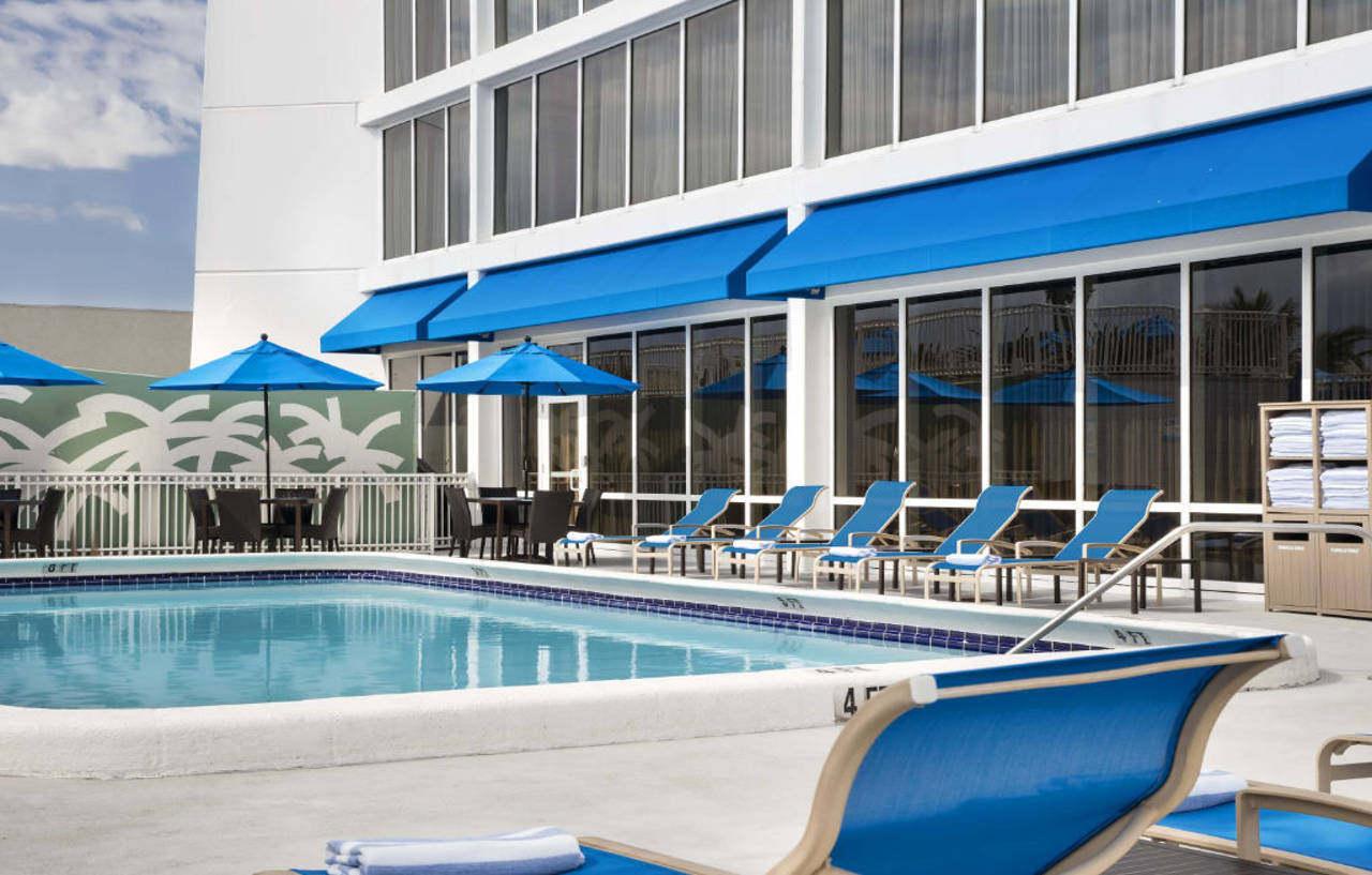 Courtyard By Marriott Oceanside Fort Lauderdale Beach Exterior photo